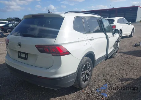2021 Volkswagen Tiguan 2.0T S z USA, uszkodzony, nr VIN 3VV1B7AX6MM071968
